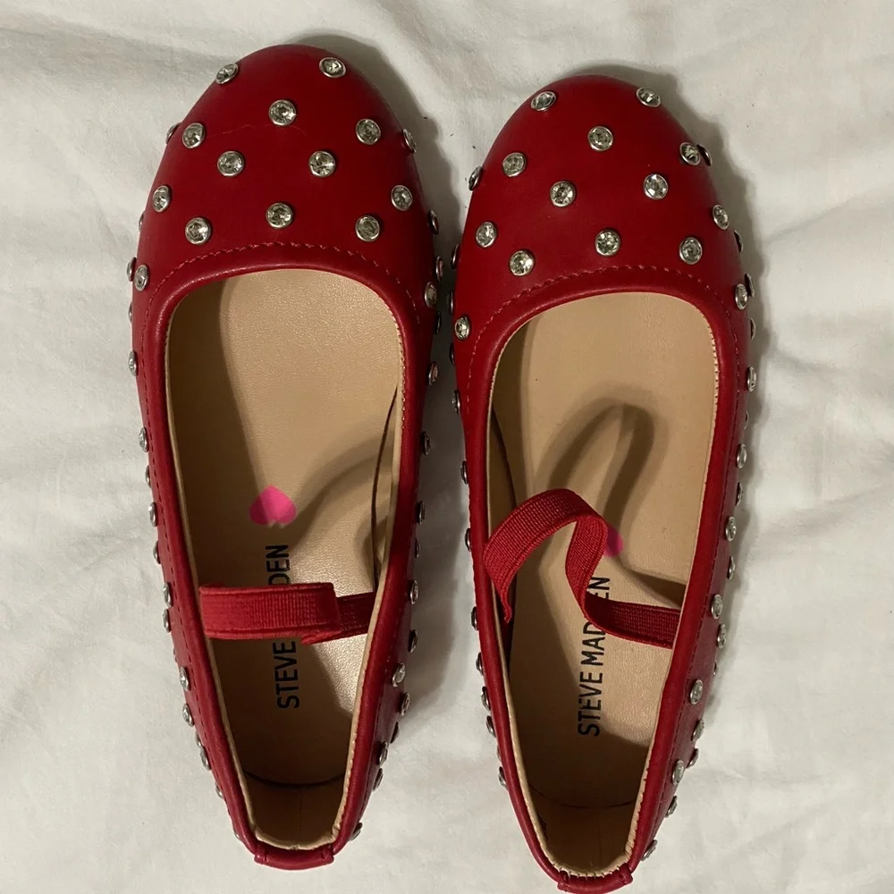 Steve Madden Toddler Red Studded Flats‎